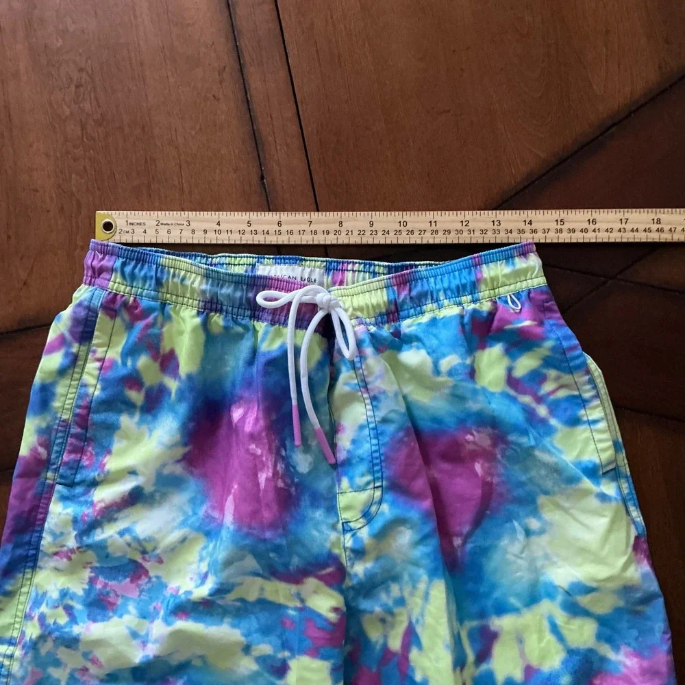 American Eagle Mens‎ Tie Dye Swim Trunks Blue Purple Yellow Mesh Liner Medium